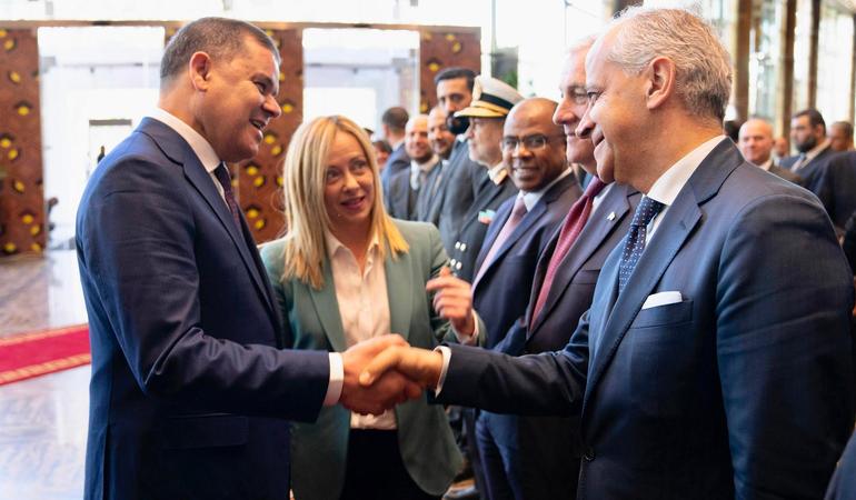 Tripoli, 28 gennaio 2023. Giorgia Meloni incontra il primo ministro del Governo di Unità nazionale libico, Abdel Hamid al-Dabaiba, insieme ai ministri degli Esteri, Antonio Tajani, e dell'Interno, Matteo Piantedosi (Foto Governo.it)