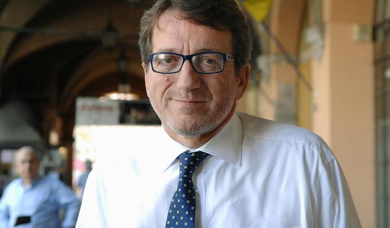 Il sindaco di Modena, Gian Carlo Muzzarelli, ha segnalato ai carabinieri strane manovre sul progetto di una sala slot (foto ufficio stampa Comune di Modena)