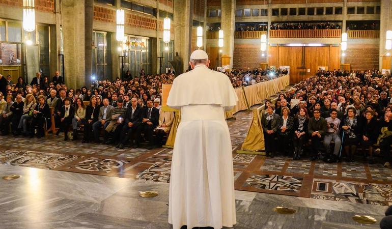 Latina, 20 March 2014. Pope Francis meets the families of the innocent victims of the mafia (photo by Tita Raffetti)