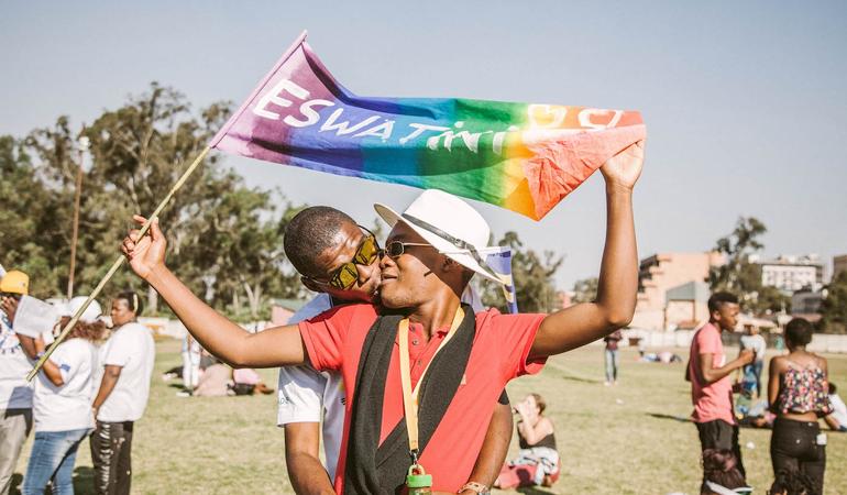 Mbabane (eSwatini), 2018. Il fotografo sudafricano Sabelo Mkhabela, autore di questa foto, ha documentato il primo pride Lgbt dello eSwatini (Swaziland)