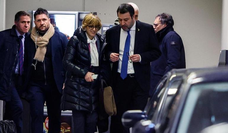 Palermo, 12 gennaio 2024. Matteo Salvini e il suo avvocato Giulia Bongiorno escono dall'aula bunker dopo l'udienza per il processo Open Arms dello scorso gennaio Ansa/Igor Petyx