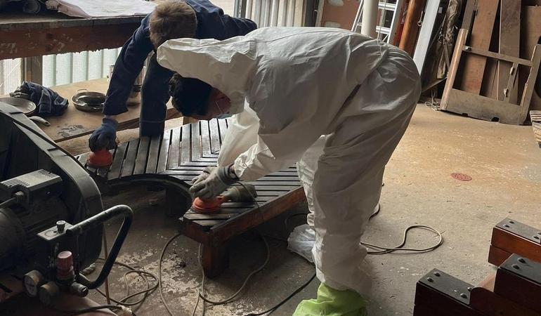 Ragazzi al lavoro in uno dei cantieri 