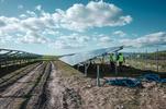 Impianto fotovoltaico in costruzione a Tuili, in Sud Sardegna. Lo scorso settembre, nello stesso comune, 2mila pannelli pronti per la posa sono stati dati alle fiamme