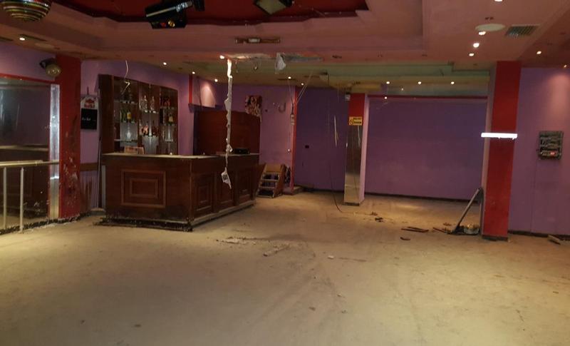 Gli interni del locale prima dei lavori di recupero